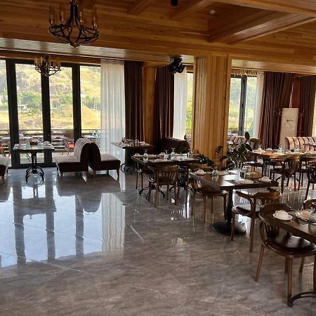 Le Chalet Mont And Restaurant Chorwoq Exterior foto